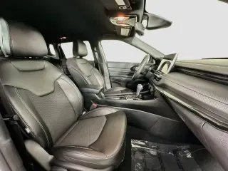 Jeep Compass 2024 4x4 Latitude SUV de 4 puertas