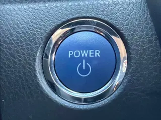 Toyota Camry Hybrid 2022 XSE Sedán de 4 puertas