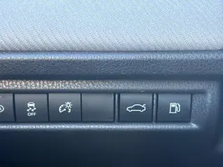Sedán de 4 puertas Toyota Camry SE 2026