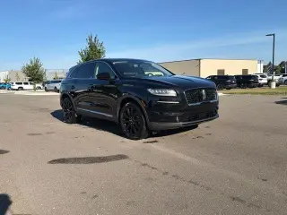Lincoln Nautilus 2023 AWD Reserve SUV de 4 puertas