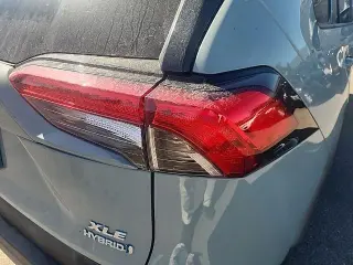 Toyota RAV4 Hybrid 2021 AWD XLE SUV de 4 puertas
