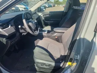 Toyota RAV4 Hybrid 2021 AWD XLE SUV de 4 puertas