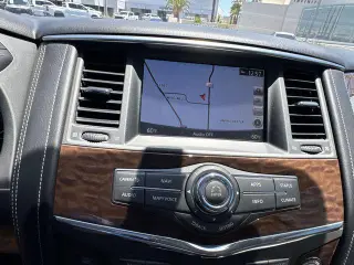 Nissan Armada 2018 4x4 SL SUV de 4 puertas