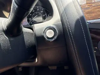 Nissan Armada 2018 4x4 SL SUV de 4 puertas