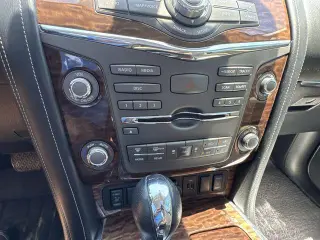 Nissan Armada 2018 4x4 SL SUV de 4 puertas