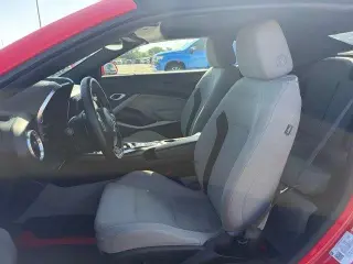 Chevrolet Camaro 2023 LT Convertible de 2 puertas con paquete 1LT
