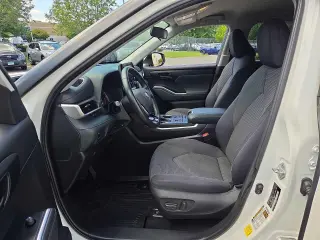 Toyota Highlander 2021 AWD LE SUV de 4 puertas