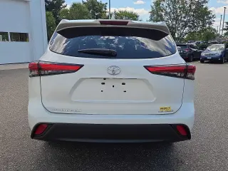 Toyota Highlander 2021 AWD LE SUV de 4 puertas