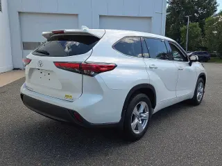 Toyota Highlander 2021 AWD LE SUV de 4 puertas