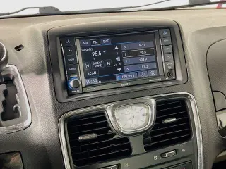 Chrysler Town and Country 2013 Touring Mini-Van 4 puertas