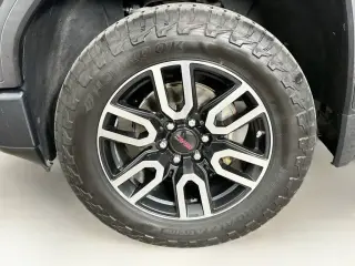 GMC Sierra 1500 2019 4x4 AT4 4dr Crew Cab 5.8 ft. SB