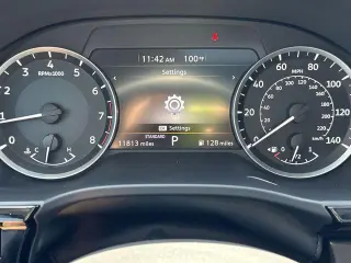INFINITI QX60 2024 SUV Pure de 4 puertas