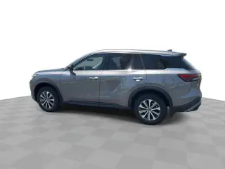 INFINITI QX60 2024 SUV Pure de 4 puertas