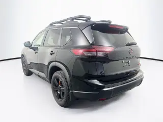 Nissan Rogue 2025 AWD Rock Creek Crossover de 4 puertas