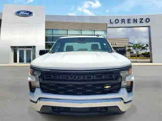 Chevrolet Silverado 1500 2025 4x2 Work Truck Cabina Regular 2p Caja Larga de 8 pies