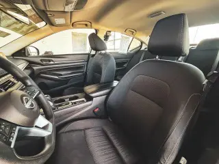 Nissan Altima 2025 AWD 2.5 SV Sedán de 4 puertas