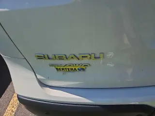 Subaru Ascent 2023 AWD Limited de 7 pasajeros y 4 puertas (SUV)