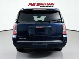 GMC Yukon 2018 4x4 SLT Standard Edition SUV de 4 puertas