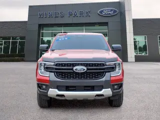 Ford Ranger 2024 4x4 XLT 4 puertas SuperCrew caja corta de 1.5 m (5 pies)