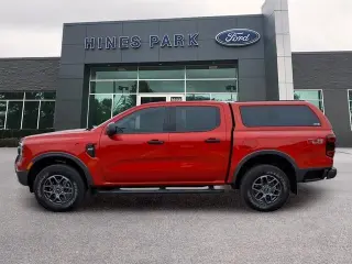 Ford Ranger 2024 4x4 XLT 4 puertas SuperCrew caja corta de 1.5 m (5 pies)