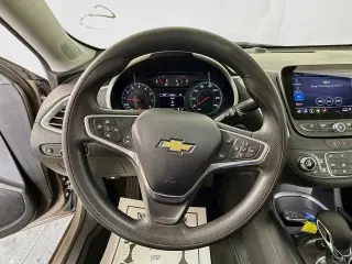 Chevrolet Malibu 2023 LT Sedán de 4 puertas con 1LT