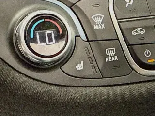Chevrolet Malibu 2023 LT Sedán de 4 puertas con 1LT