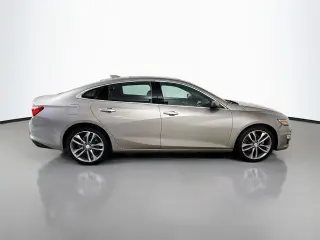 Chevrolet Malibu 2023 LT Sedán de 4 puertas con 1LT