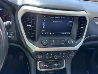 SUV de 4 puertas GMC Acadia Denali 2022