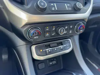 SUV de 4 puertas GMC Acadia Denali 2022