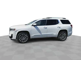 SUV de 4 puertas GMC Acadia Denali 2022