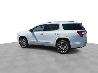 SUV de 4 puertas GMC Acadia Denali 2022