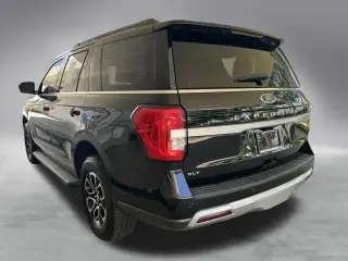 Ford Expedition 2024 4x4 XLT SUV de 4 puertas