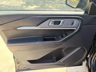 Ford Explorer 2025 AWD ST-Line SUV de 4 puertas