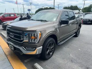 Ford F-150 2021 4x4 XLT 4dr SuperCrew Caja corta de 5.5 pies