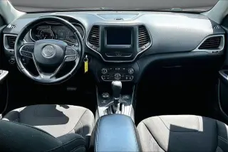 Jeep Cherokee 2019 4x4 Latitude SUV de 4 puertas