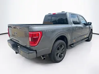 Ford F-150 2022 4x2 XLT 4 puertas SuperCrew caja corta de 6.5 pies
