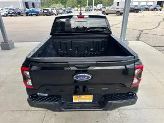 Ford Ranger 2024 4x4 XLT 4 puertas SuperCrew caja corta de 1.5 m (5.0 pies)