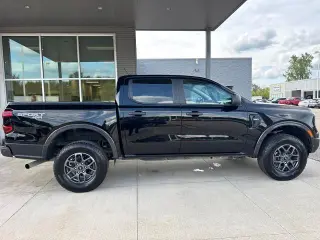 Ford Ranger 2024 4x4 XLT 4 puertas SuperCrew caja corta de 1.5 m (5.0 pies)