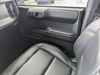Ford Bronco 2024 4x4 Badlands SUV de 4 puertas