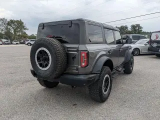 Ford Bronco 2024 4x4 Badlands SUV de 4 puertas