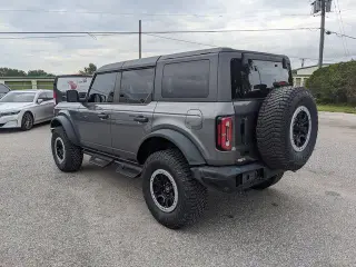 Ford Bronco 2024 4x4 Badlands SUV de 4 puertas