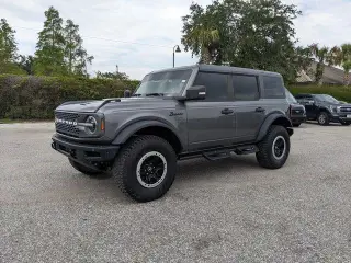 Ford Bronco 2024 4x4 Badlands SUV de 4 puertas