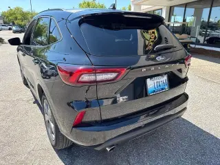 Ford Escape 2024 ST-Line SUV de 4 puertas