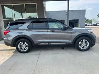 Ford Explorer 2024 AWD XLT SUV de 4 puertas