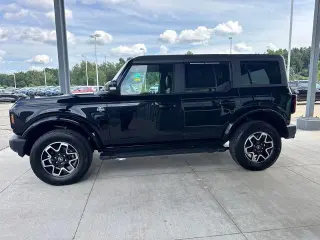 Ford Bronco 2024 4x4 Outer Banks SUV de 4 puertas