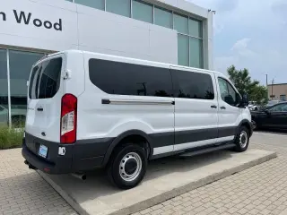 Ford Transit 2024 350 XLT 3 puertas LWB Furgoneta de pasajeros de techo bajo