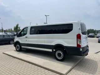 Ford Transit 2024 350 XLT 3 puertas LWB Furgoneta de pasajeros de techo bajo