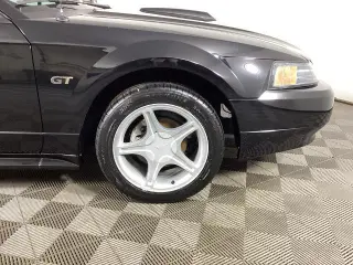 Ford Mustang 2001 GT Deluxe 2 puertas fastback