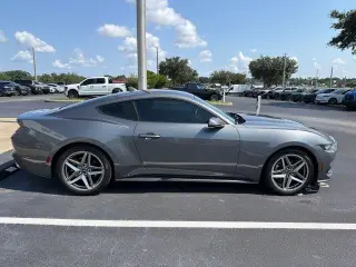 Ford Mustang 2024 EcoBoost 2 puertas Fastback