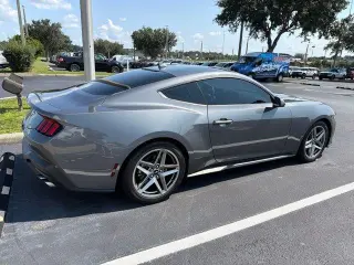 Ford Mustang 2024 EcoBoost 2 puertas Fastback
